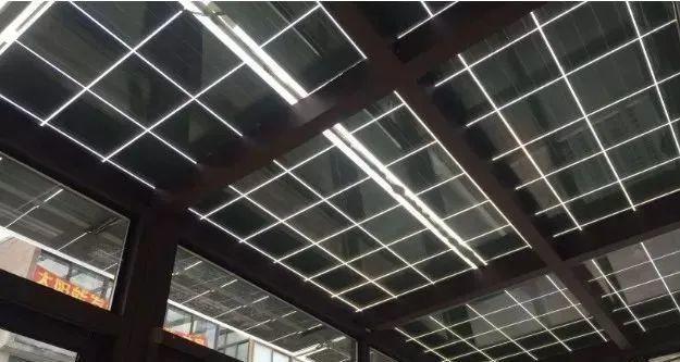 還在裝傳統(tǒng)陽光房？太傻了！如今大家都裝這個(gè)，美觀、環(huán)保還能賺錢！