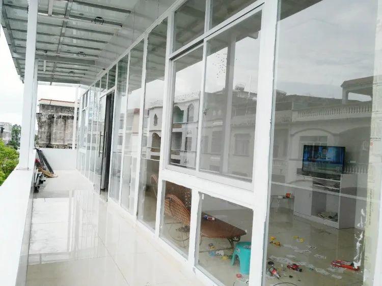 還在裝傳統(tǒng)陽光房？太傻了！如今大家都裝這個(gè)，美觀、環(huán)保還能賺錢！