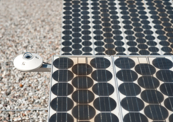 光伏發(fā)電超25年最新證據(jù)：40歲的老電站還在發(fā)電！